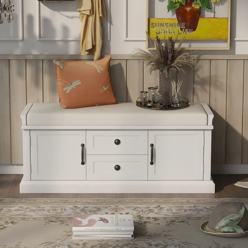 Banc de rangement capitonné avec tiroirs, portes d'armoire et poignées vintage, gris