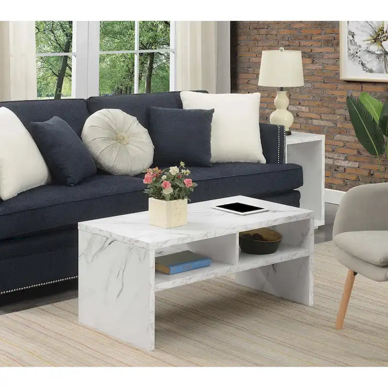 Table basse moderne blanche avec étagères de rangement ouvertes pour salon