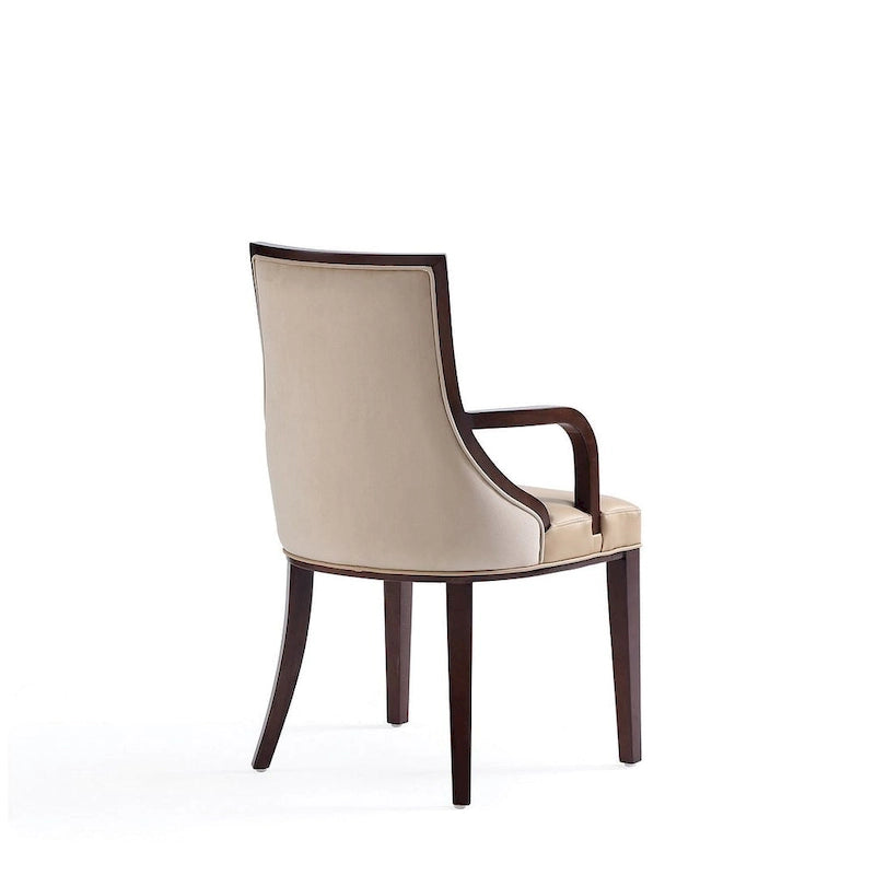 Fauteuil de salle à manger classique avec revêtement en similicuir et cadre en bois de noyer