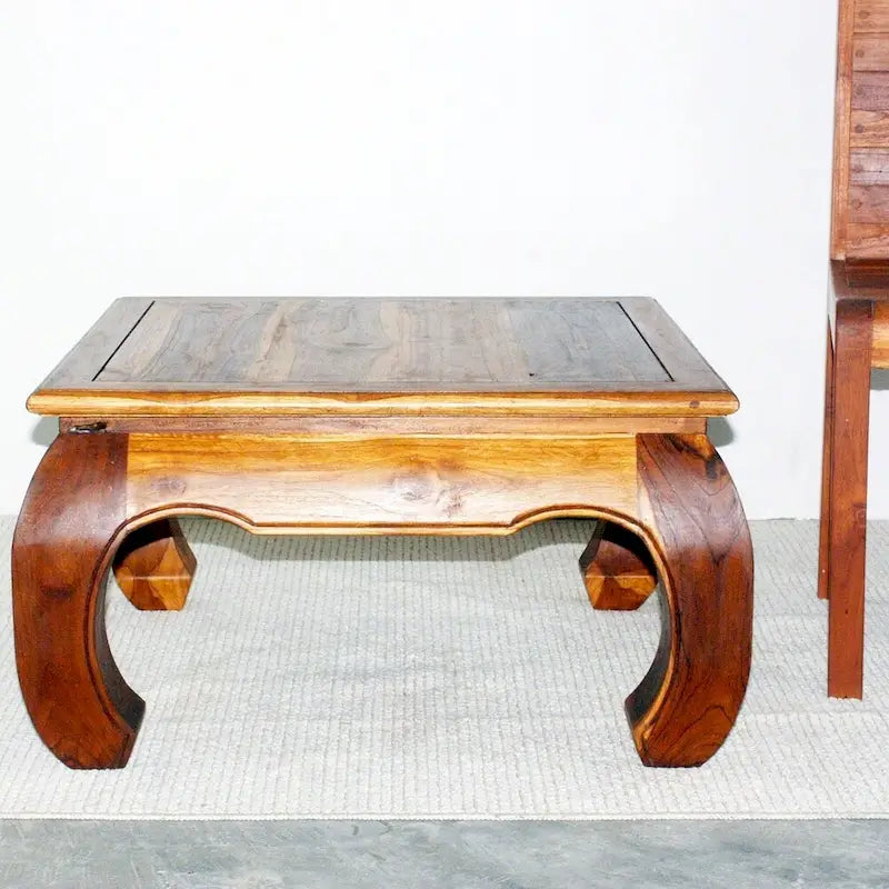 Table basse carrée en teck massif fabriquée à la main, finition à l'huile de chêne miel marron