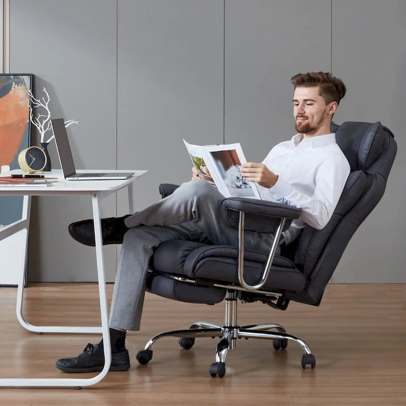 Fauteuil de bureau de direction en cuir à dossier haut avec repose-pieds et soutien lombaire noir
